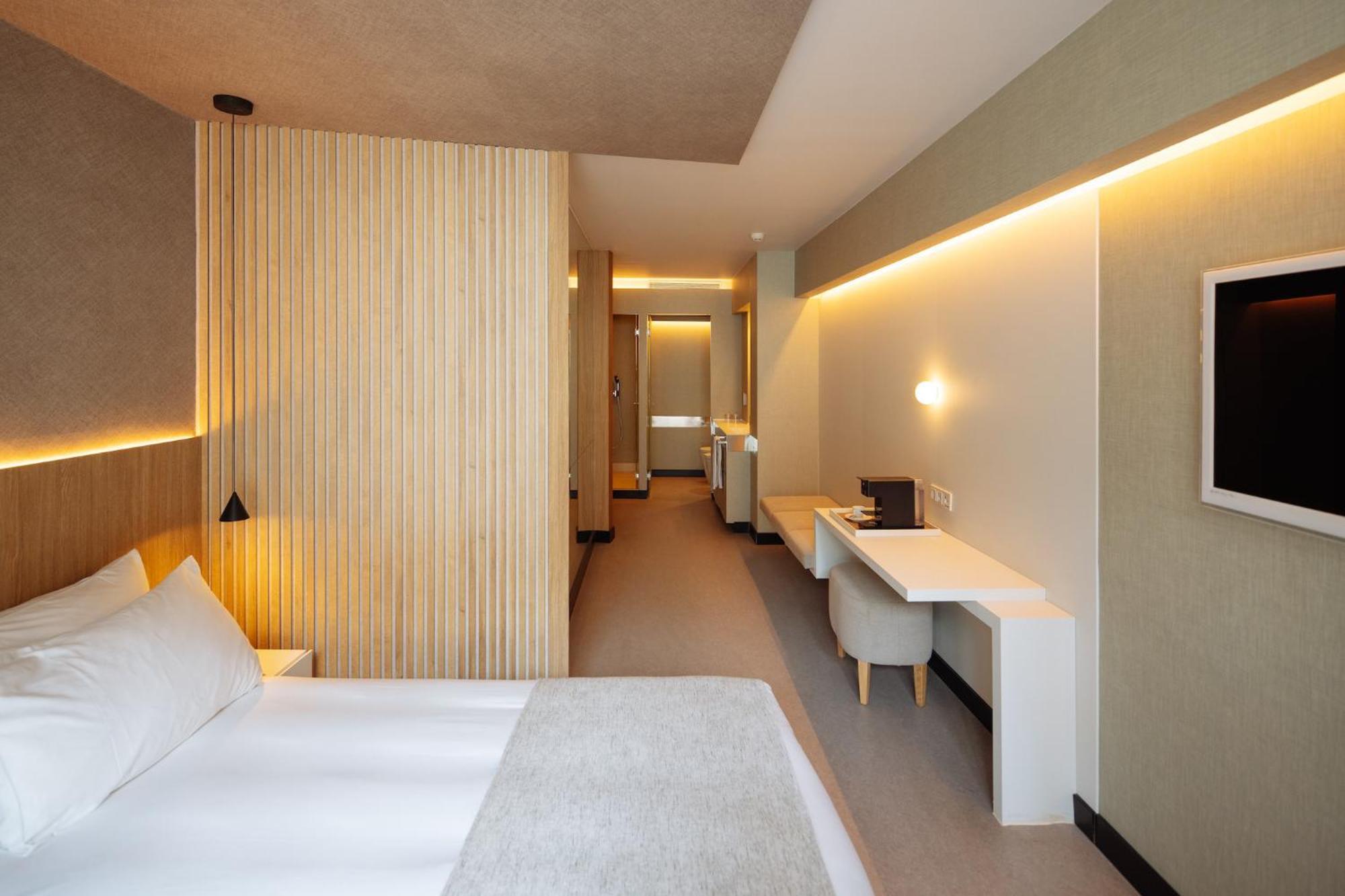 Hotel Arconte (Adults Only) Барселона Екстериор снимка